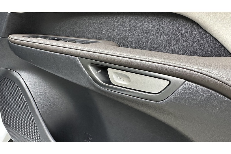 Lexus RX 350h Prem - U2211