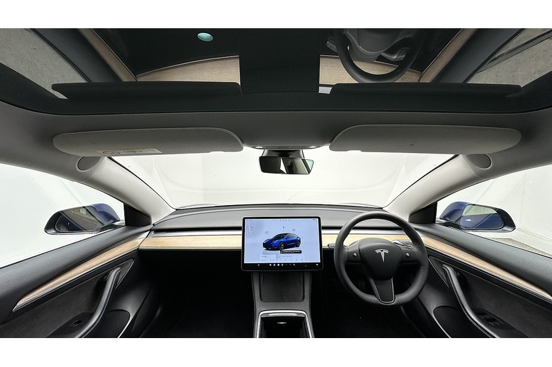 Tesla Model 3 Long Range - U2217