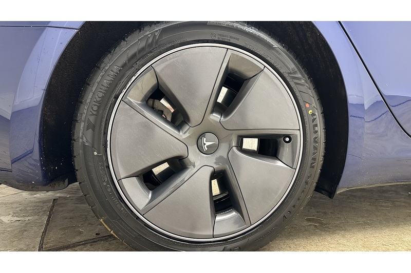 Tesla Model 3 Long Range - U2217