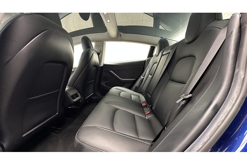 Tesla Model 3 Long Range - U2217