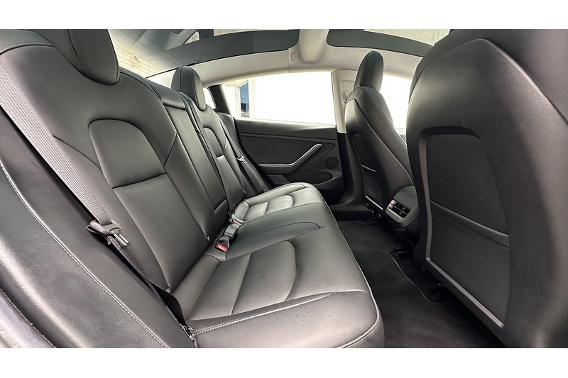 Tesla Model 3 Long Range - U2217