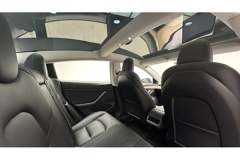 Tesla Model 3 Long Range - U2217