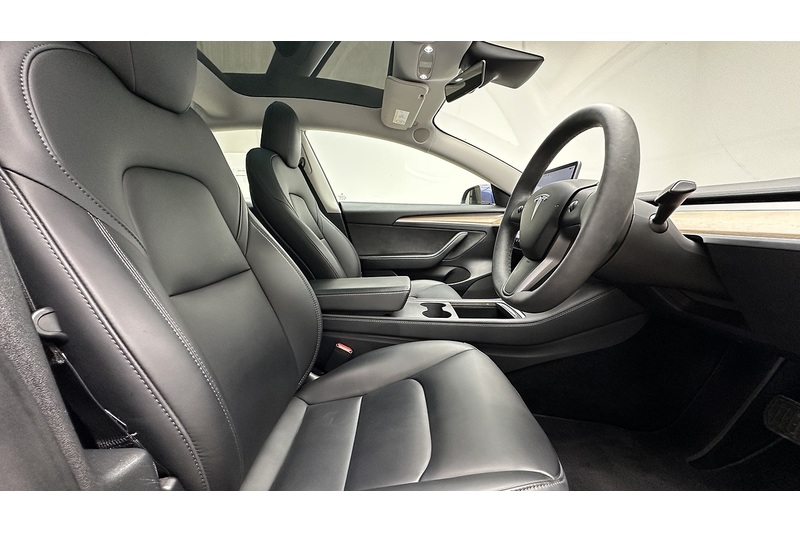 Tesla Model 3 Long Range - U2217