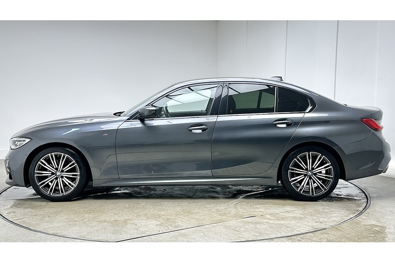 BMW 3 Series 320i M Sport - U2224