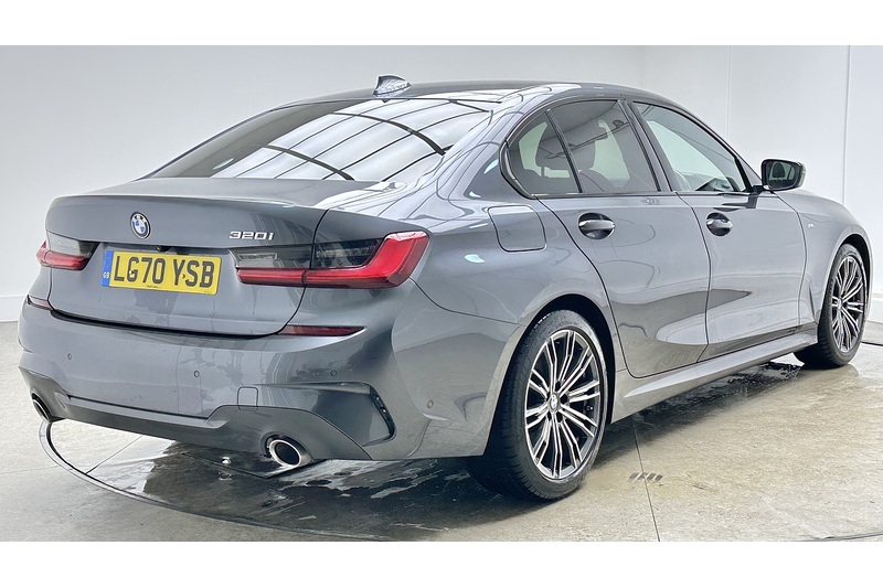 BMW 3 Series 320i M Sport - U2224