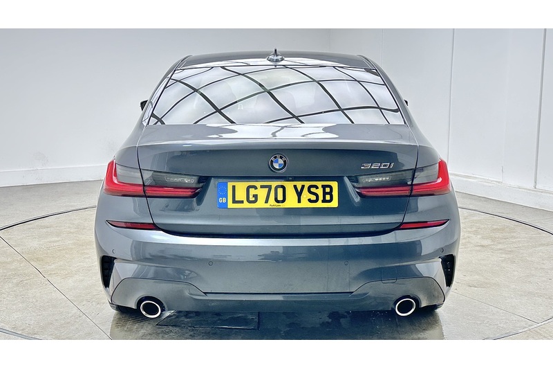 BMW 3 Series 320i M Sport - U2224