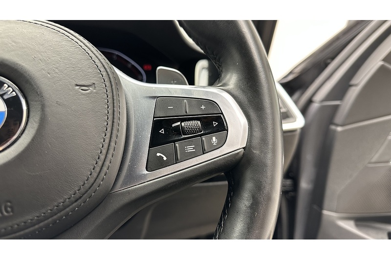 BMW 3 Series 320i M Sport - U2224