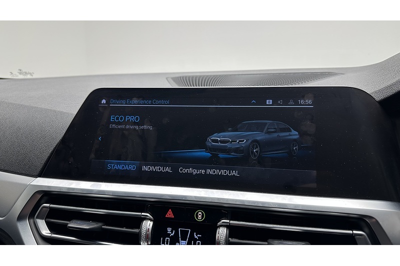 BMW 3 Series 320i M Sport - U2224