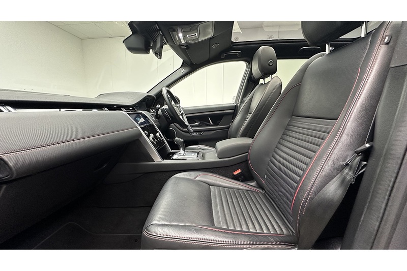 Land Rover Discovery Sport P300e R-Dynamic SE - U2230