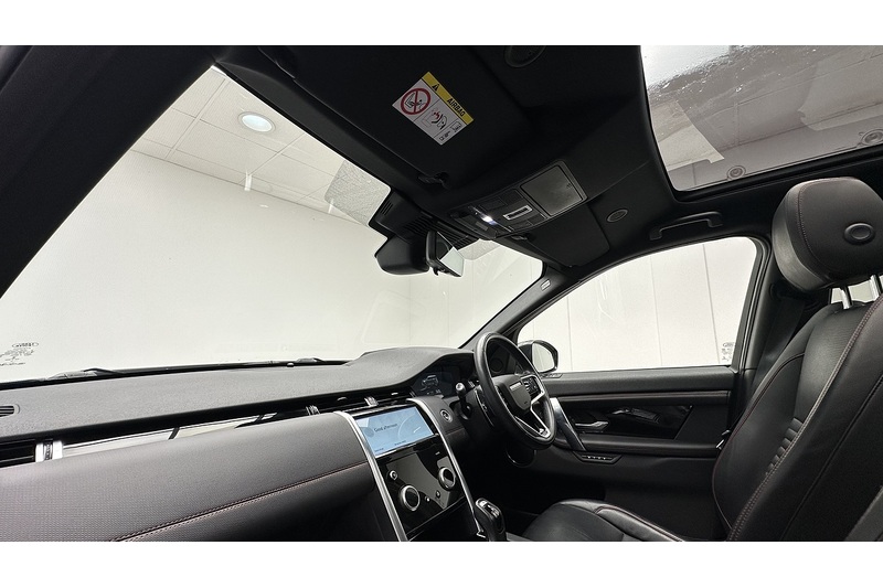 Land Rover Discovery Sport P300e R-Dynamic SE - U2230