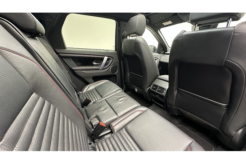 Land Rover Discovery Sport P300e R-Dynamic SE - U2230