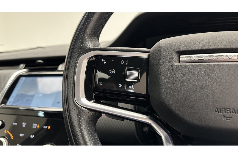 Land Rover Discovery Sport P300e R-Dynamic SE - U2230