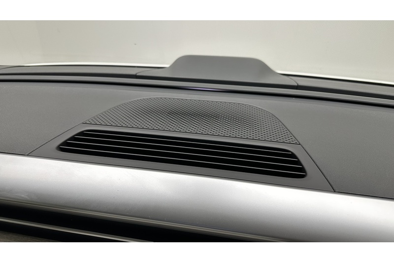 Volkswagen ID. Buzz Pro 1ST Edition - U2233