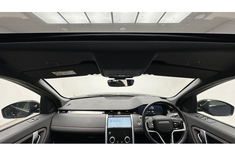 Land Rover Discovery Sport P300e R-Dynamic SE - U2237
