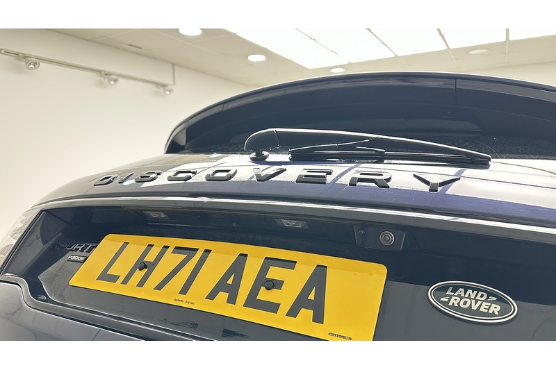 Land Rover Discovery Sport P300e R-Dynamic SE - U2237