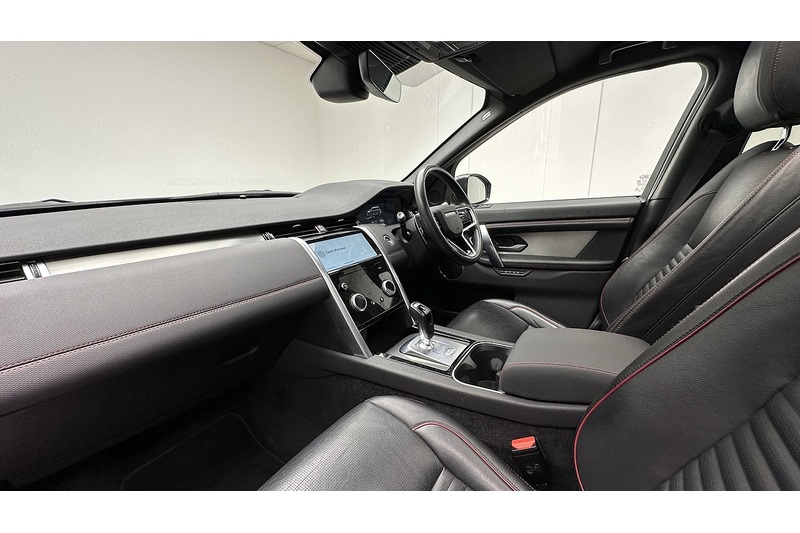 Land Rover Discovery Sport P300e R-Dynamic SE - U2237