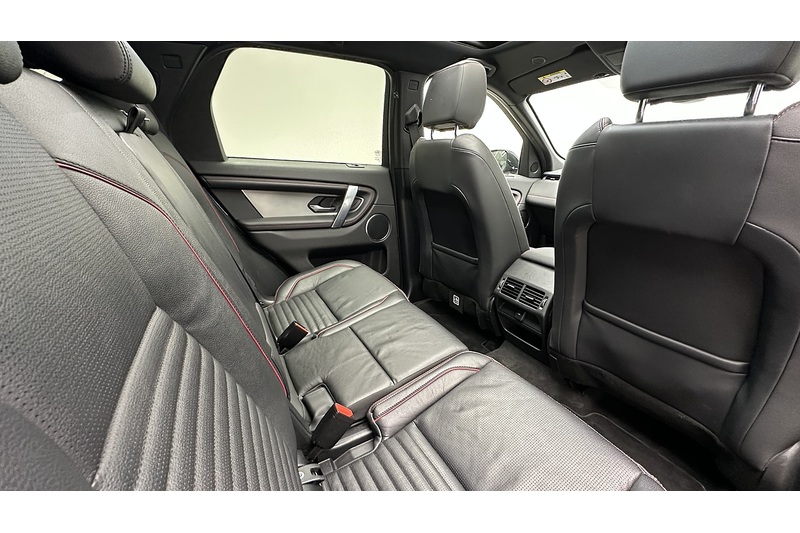 Land Rover Discovery Sport P300e R-Dynamic SE - U2237