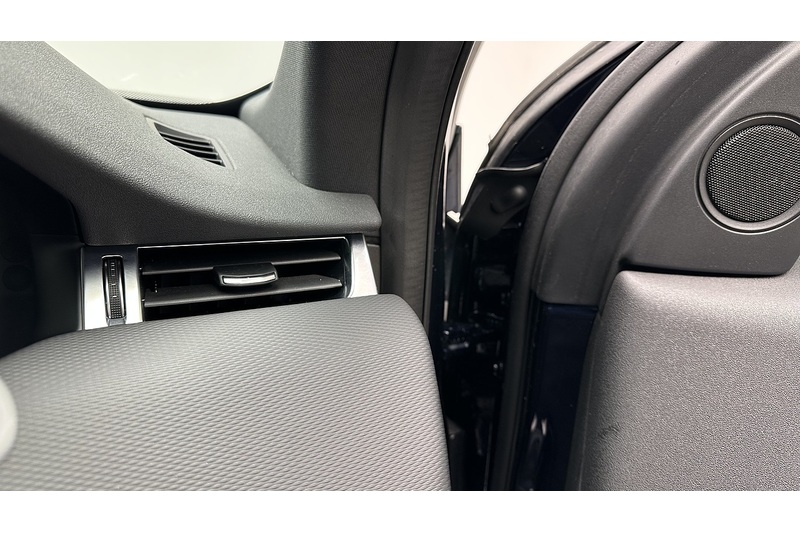 Land Rover Discovery Sport P300e R-Dynamic SE - U2237