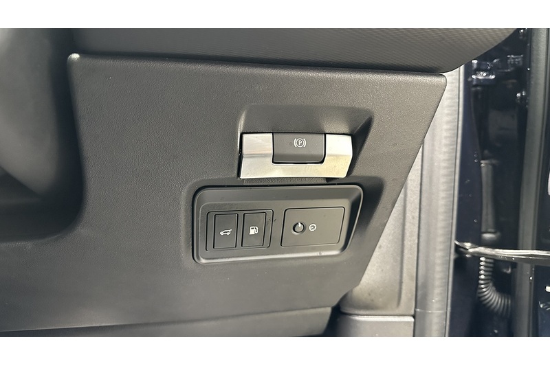 Land Rover Discovery Sport P300e R-Dynamic SE - U2237