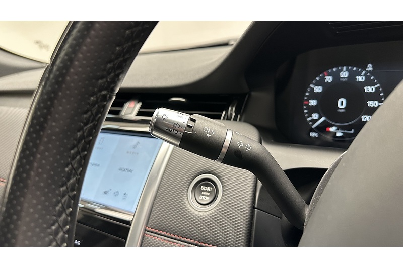 Land Rover Discovery Sport P300e R-Dynamic SE - U2237