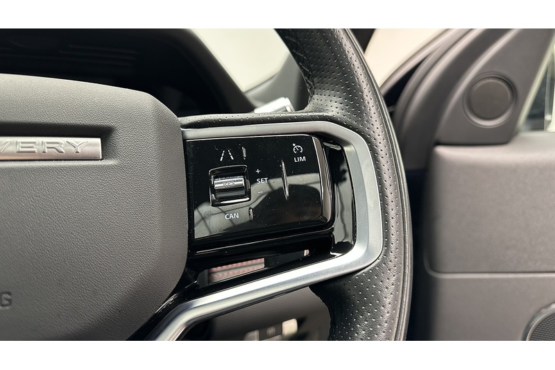 Land Rover Discovery Sport P300e R-Dynamic SE - U2237