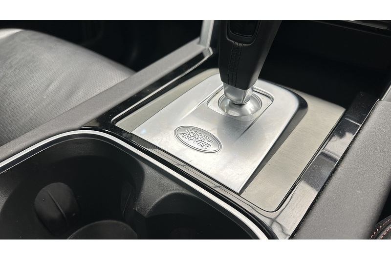 Land Rover Discovery Sport P300e R-Dynamic SE - U2237