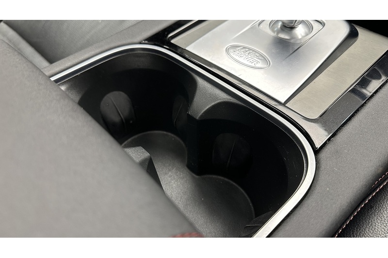 Land Rover Discovery Sport P300e R-Dynamic SE - U2237