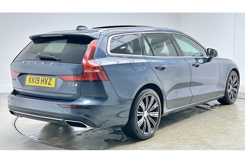 Volvo V60 D4 Inscription - U2240