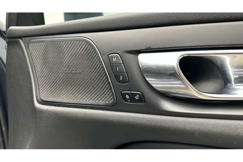 Volvo V60 D4 Inscription - U2240