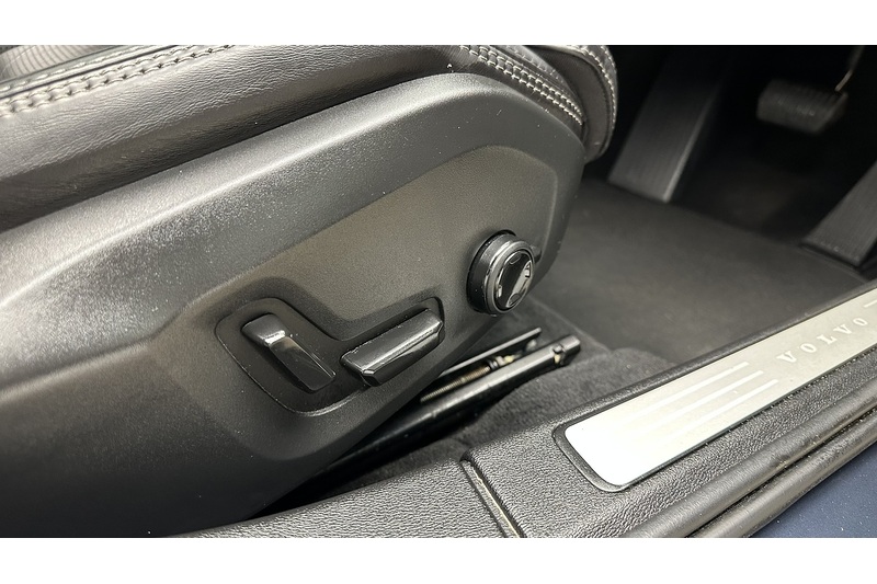 Volvo V60 D4 Inscription - U2240