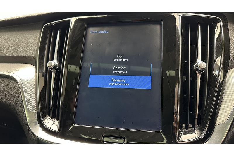 Volvo V60 D4 Inscription - U2240