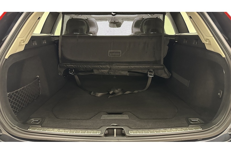 Volvo V60 D4 Inscription - U2240