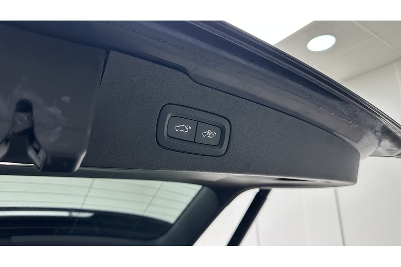 Volvo V60 D4 Inscription - U2240