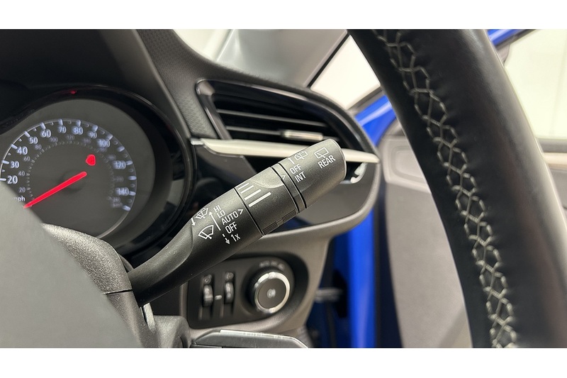 Vauxhall Corsa SE Premium - U2252