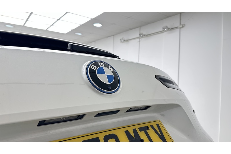 BMW iX 40 M Sport - U2269