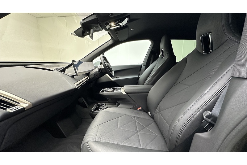 BMW iX 40 M Sport - U2269