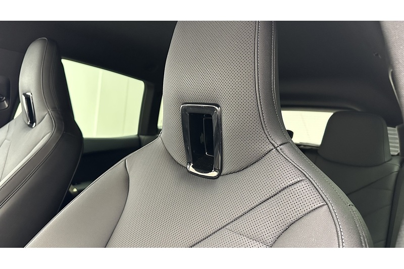 BMW iX 40 M Sport - U2269