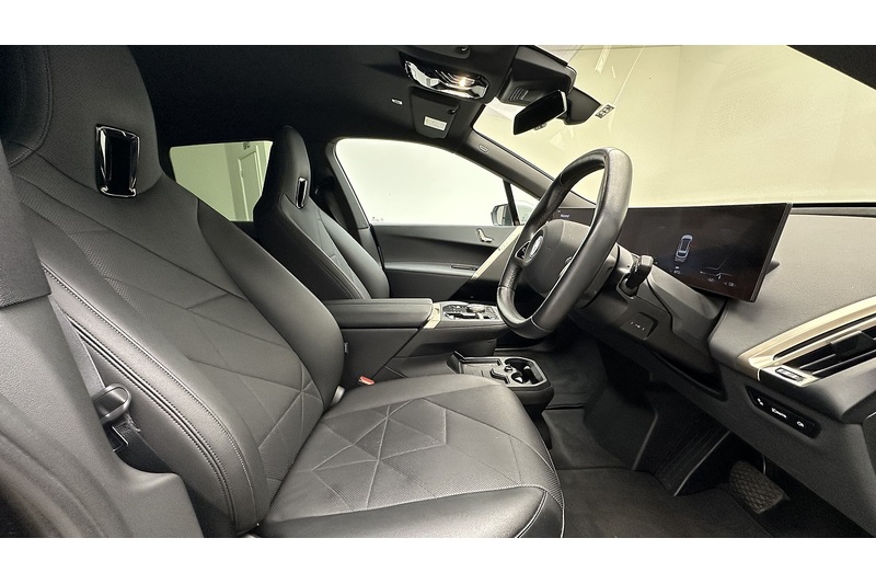 BMW iX 40 M Sport - U2269