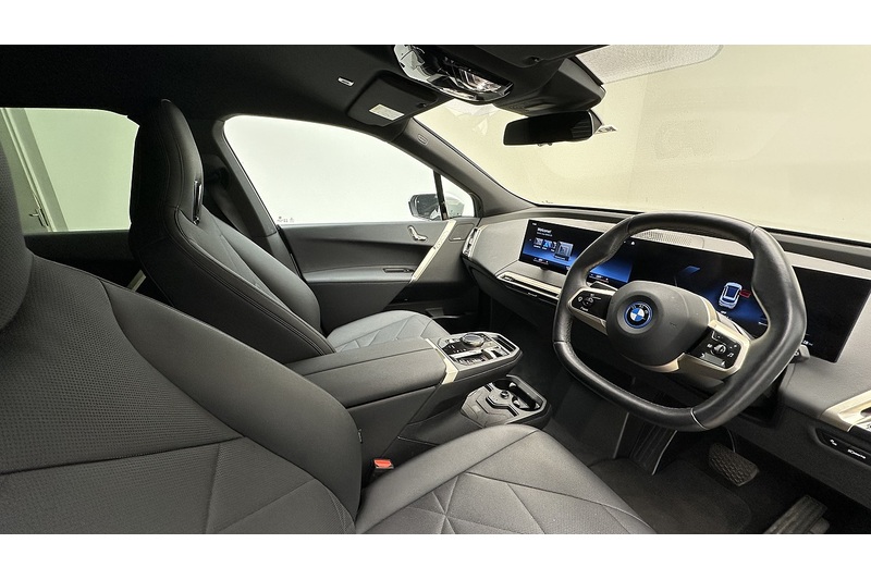 BMW iX 40 M Sport - U2269