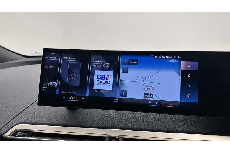 BMW iX 40 M Sport - U2269