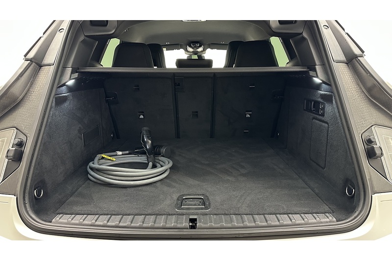 BMW iX 40 M Sport - U2269