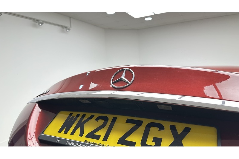 Mercedes-Benz C Class C300d AMG Line Edition - U2281