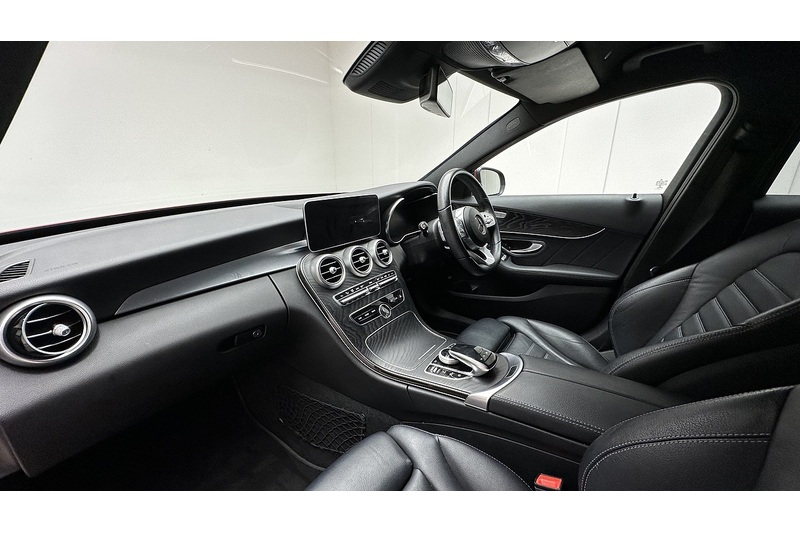 Mercedes-Benz C Class C300d AMG Line Edition - U2281