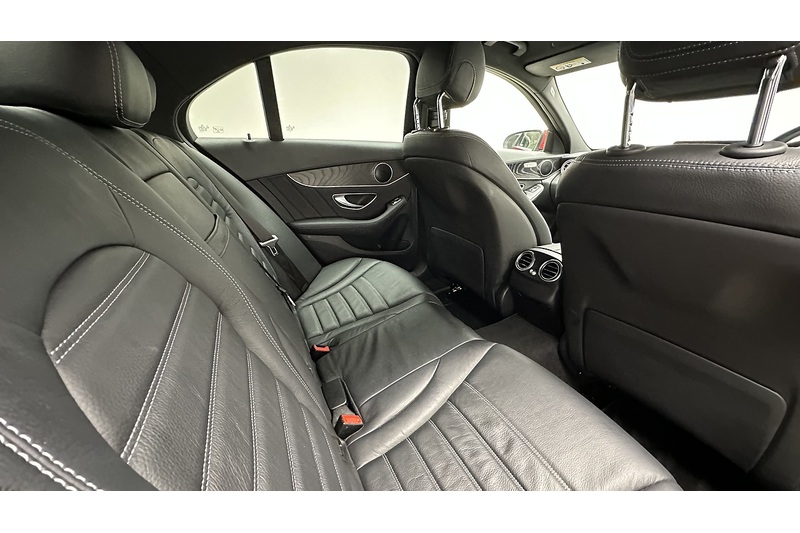 Mercedes-Benz C Class C300d AMG Line Edition - U2281