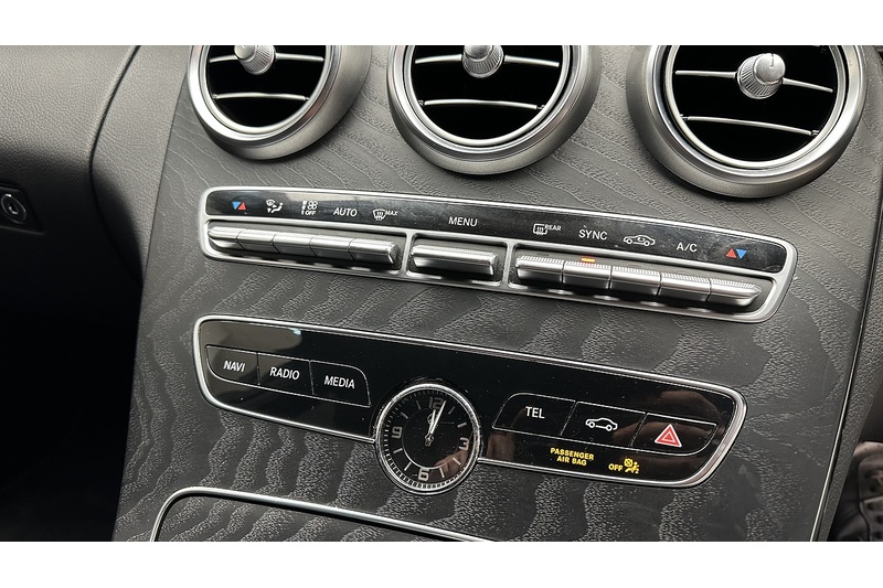 Mercedes-Benz C Class C300d AMG Line Edition - U2281