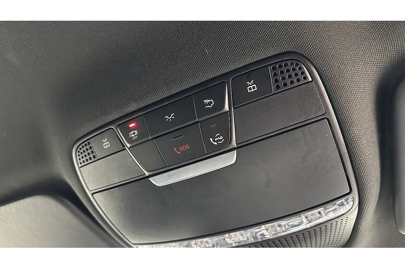 Mercedes-Benz C Class C300d AMG Line Edition - U2281