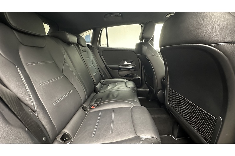 Mercedes-Benz GLA GLA250e Exclusive Edition - U2298