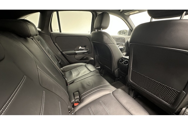 Mercedes-Benz GLA GLA250e Exclusive Edition - U2298