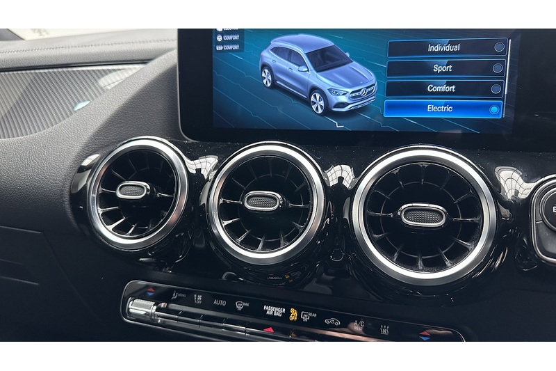 Mercedes-Benz GLA GLA250e Exclusive Edition - U2298