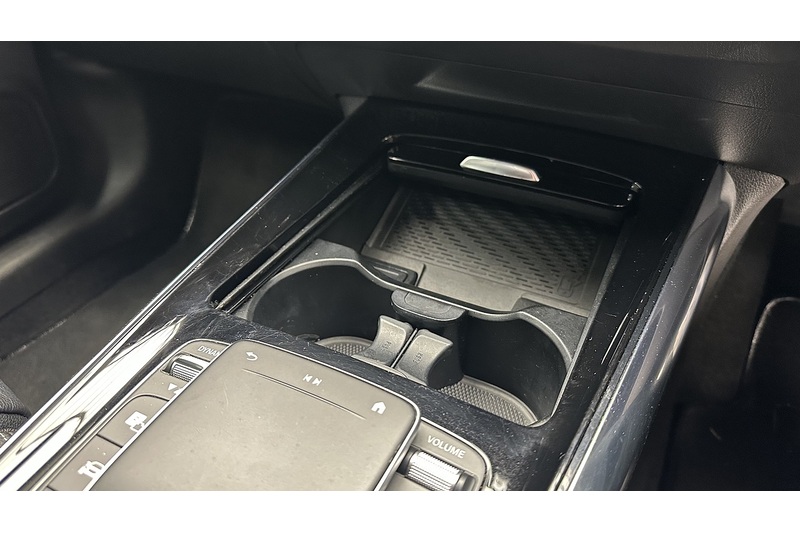 Mercedes-Benz GLA GLA250e Exclusive Edition - U2298